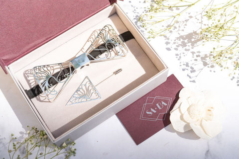 The Silver Lacework- Bowtie & Lapelpin Gift Set
